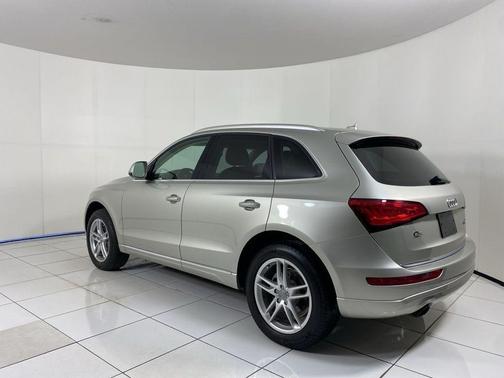 2015 Audi Q5 2.0T Premium Plus