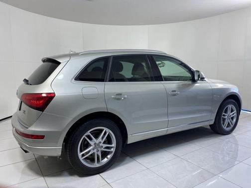 2015 Audi Q5 2.0T Premium Plus