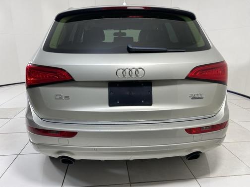 2015 Audi Q5 2.0T Premium Plus