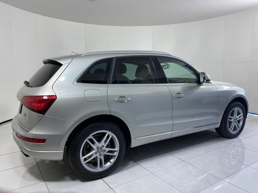 2015 Audi Q5 2.0T Premium Plus