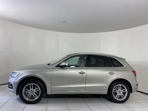 2015 Audi Q5 2.0T Premium Plus