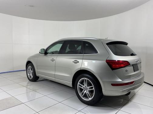 2015 Audi Q5 2.0T Premium Plus