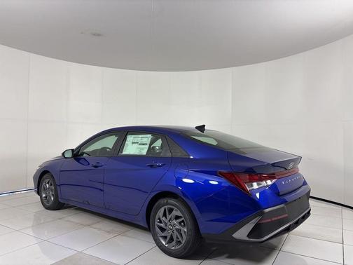 2025 Hyundai ELANTRA HEV Blue