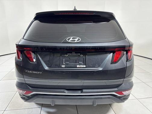 Portofino Gray 2022 Hyundai TUCSON SE