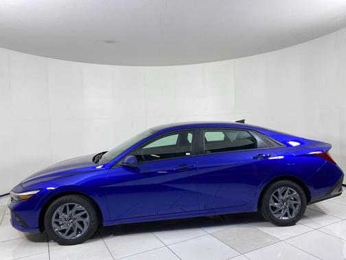 2025 Hyundai ELANTRA HEV Blue