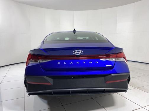 2025 Hyundai ELANTRA HEV Blue