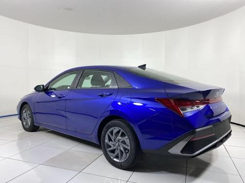 2025 Hyundai ELANTRA HEV Blue