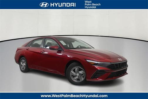 2025 Hyundai ELANTRA SE