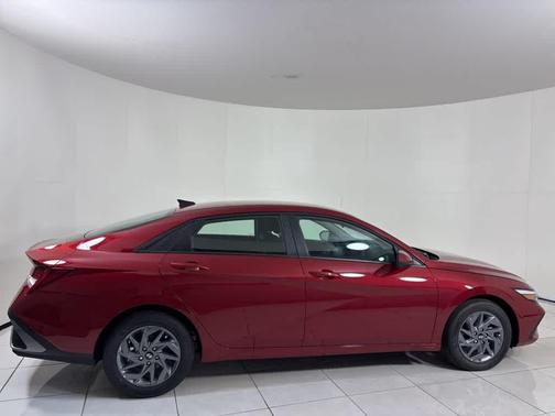 2025 Hyundai ELANTRA HEV Blue