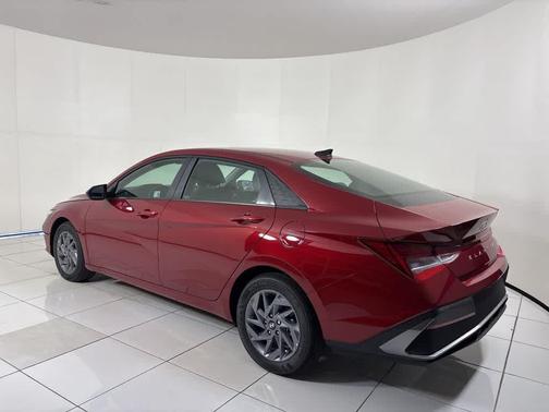 2025 Hyundai ELANTRA HEV Blue