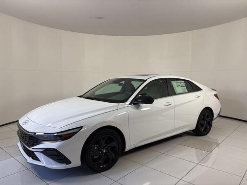 2026 Hyundai ELANTRA SEL