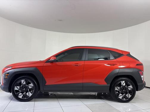 2025 Hyundai KONA SEL Convenience