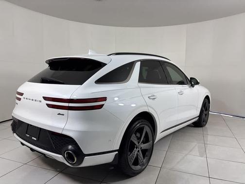 2024 Genesis GV70 2.5T