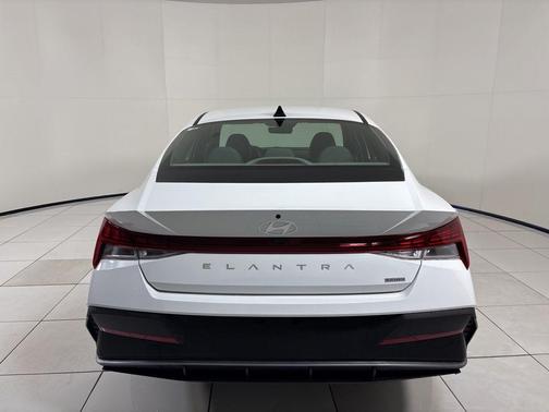 2025 Hyundai ELANTRA HEV Blue