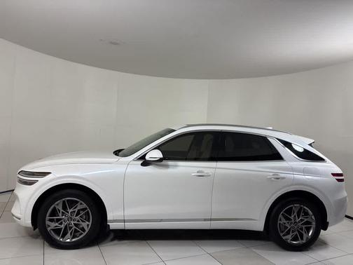 2023 Genesis GV70 2.5T