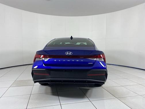 2025 Hyundai ELANTRA HEV Blue