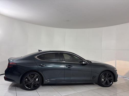 2023 Genesis G70 3.3T