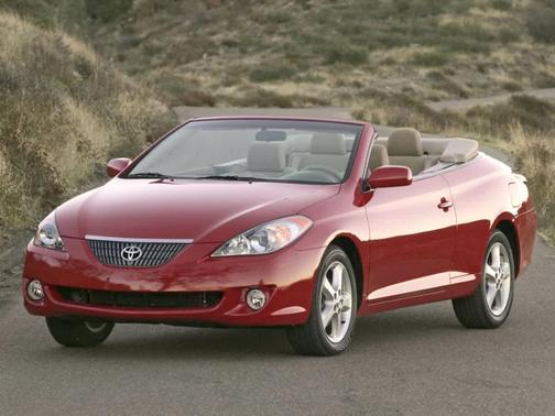 2005 Toyota Camry Solara SLE