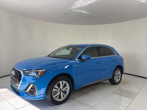 Turbo Blue 2023 Audi Q3 45 S line Premium