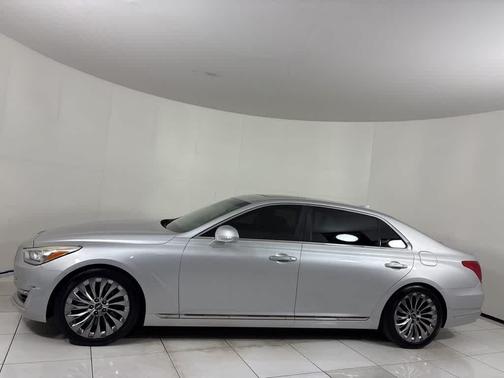 2017 Genesis G90 5.0 Ultimate