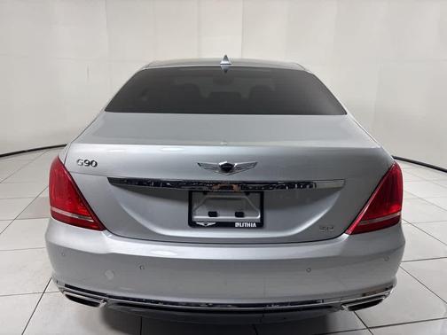 2017 Genesis G90 5.0 Ultimate