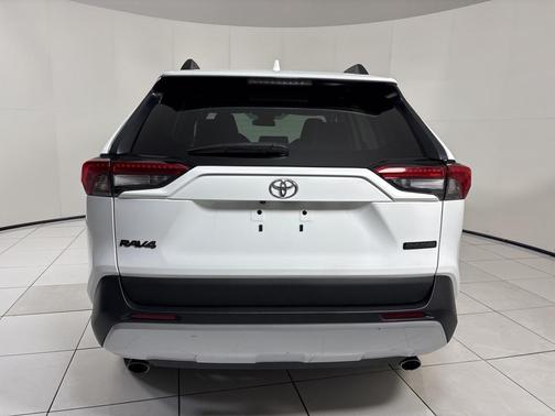 2023 Toyota RAV4 Adventure