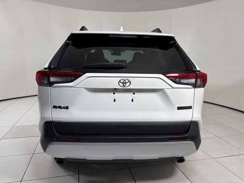 2023 Toyota RAV4 Adventure
