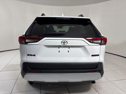 2023 Toyota RAV4 Adventure