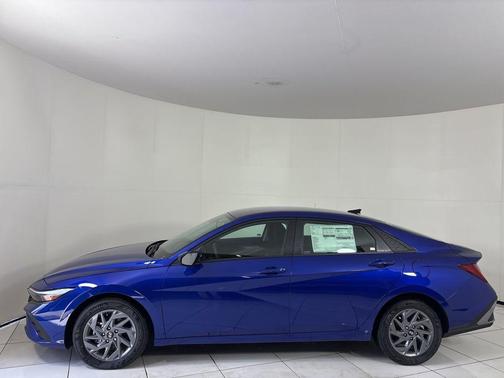 2025 Hyundai ELANTRA HEV Blue