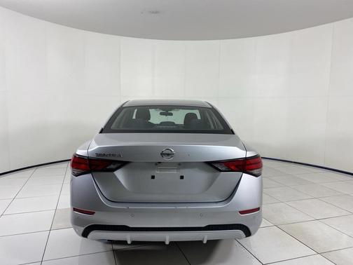 2022 Nissan Sentra S
