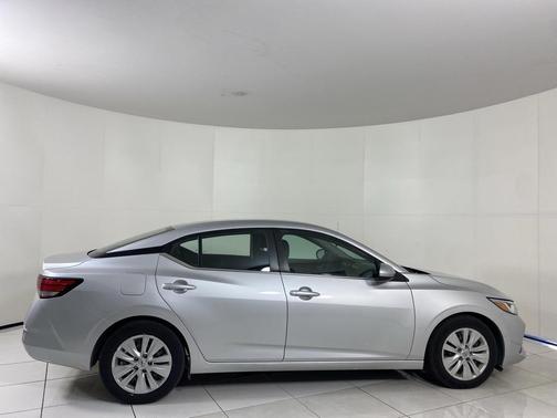 2022 Nissan Sentra S