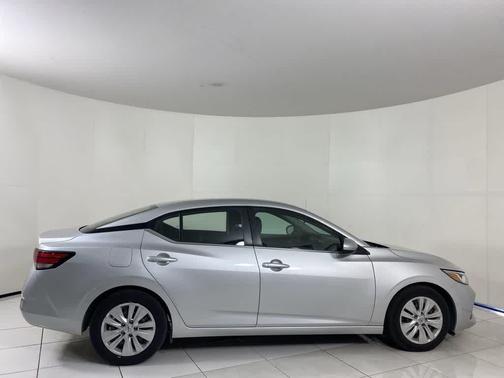 2022 Nissan Sentra S