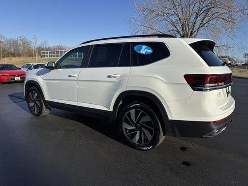 2025 Volkswagen Atlas 2.0T SE