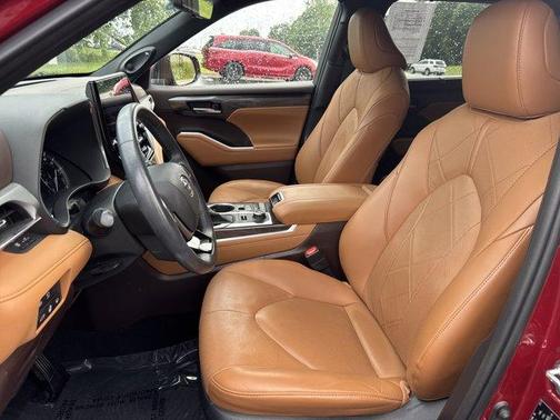 2021 Toyota Highlander Platinum