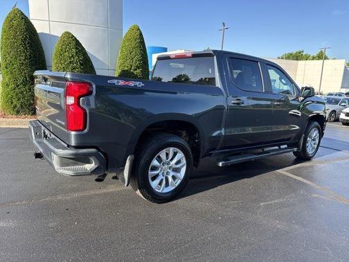 2020 Chevrolet Silverado 1500 Custom