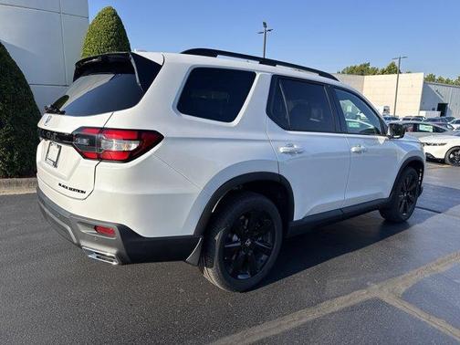 2025 Honda Pilot Black Edition