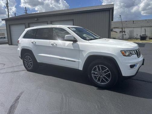 2020 Jeep Grand Cherokee Laredo E
