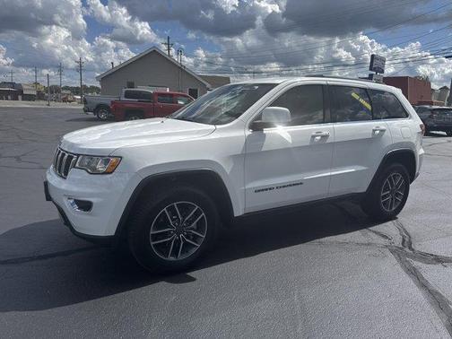 2020 Jeep Grand Cherokee Laredo E