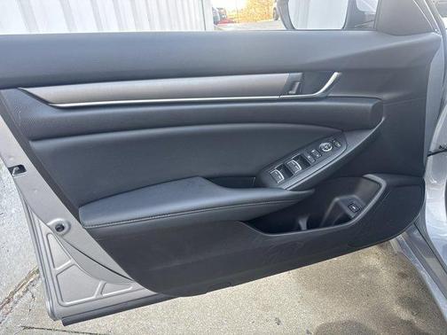 2022 Honda Accord LX 1.5T