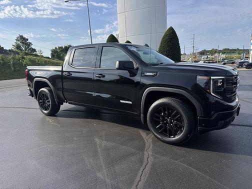 Onyx Black 2025 GMC Sierra 1500 Elevation