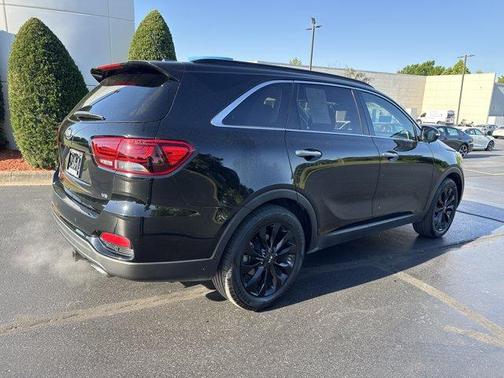 Ebony Black 2019 Kia Sorento S V6