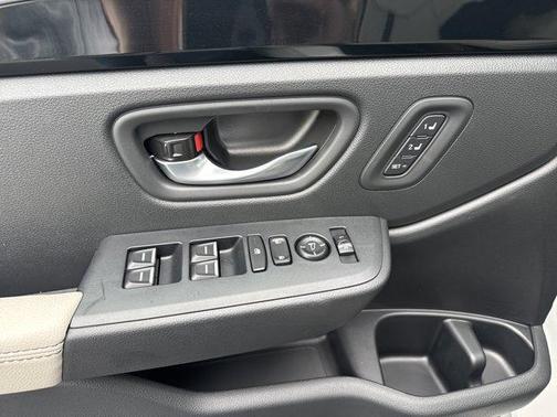Platinum White Pearl 2026 Honda Passport RTL
