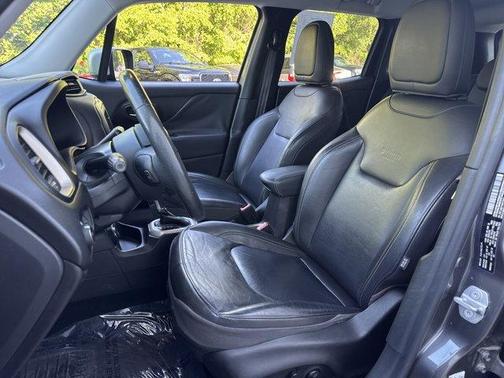 Granite Crystal Clearcoat Metallic 2016 Jeep Renegade Limited
