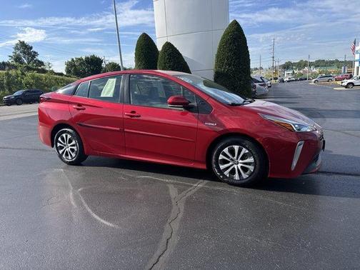 2021 Toyota Prius LE