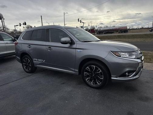 2018 Mitsubishi Outlander PHEV SEL