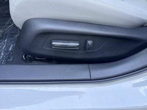 Platinum White Pearl 2026 Honda Civic Hybrid