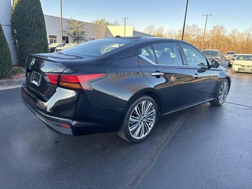 2023 Nissan Altima 2.5 SL