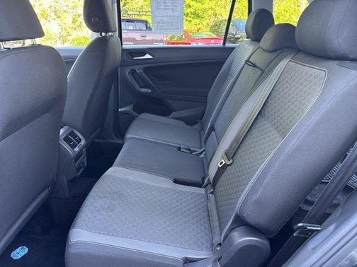 Platinum Gray Metallic 2021 Volkswagen Tiguan 2.0T S