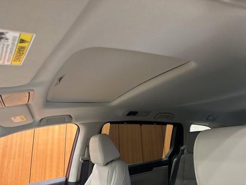 Radiant Red Metallic II 2026 Honda Odyssey EX-L