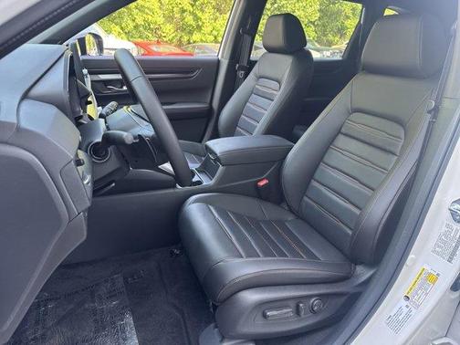Platinum White Pearl 2026 Honda CR-V Hybrid Sport-L